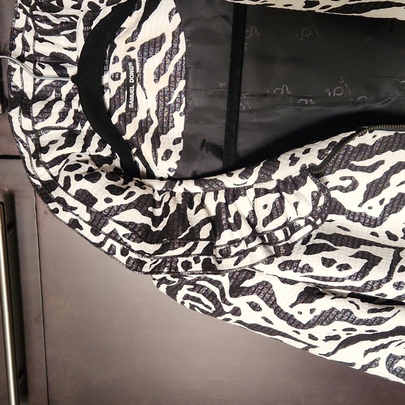 Showstopper! Ladies S-M coat - Picture 6 of 6